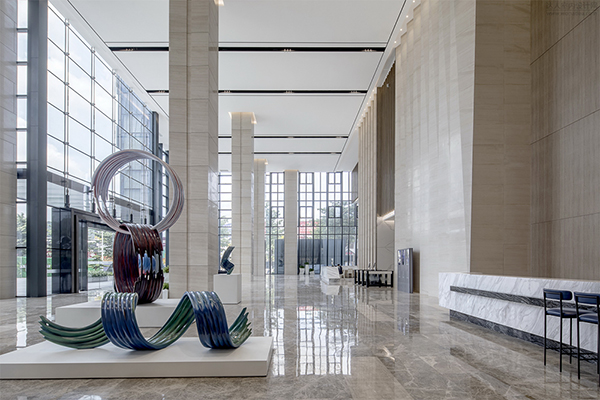 寫(xiě)字樓裝修為什么電線要穿鋼管和走橋架？