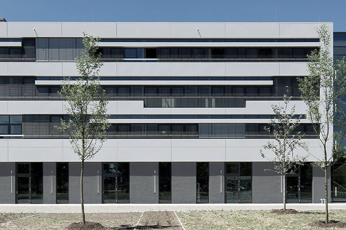 廠房?jī)?nèi)辦公室裝修吊頂消防設(shè)施能遮擋嗎？