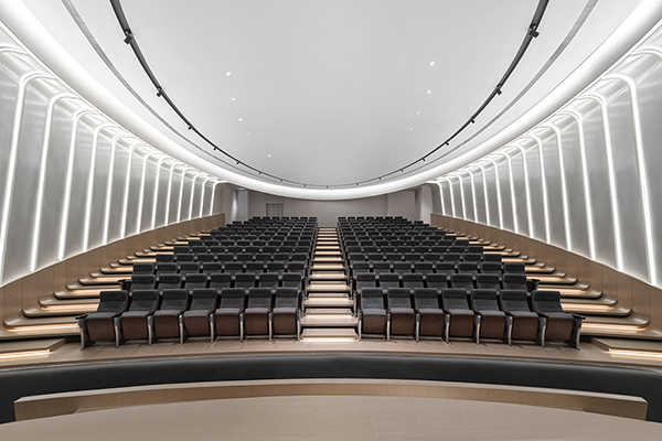 辦公室精裝修中期驗收是在什么時候？