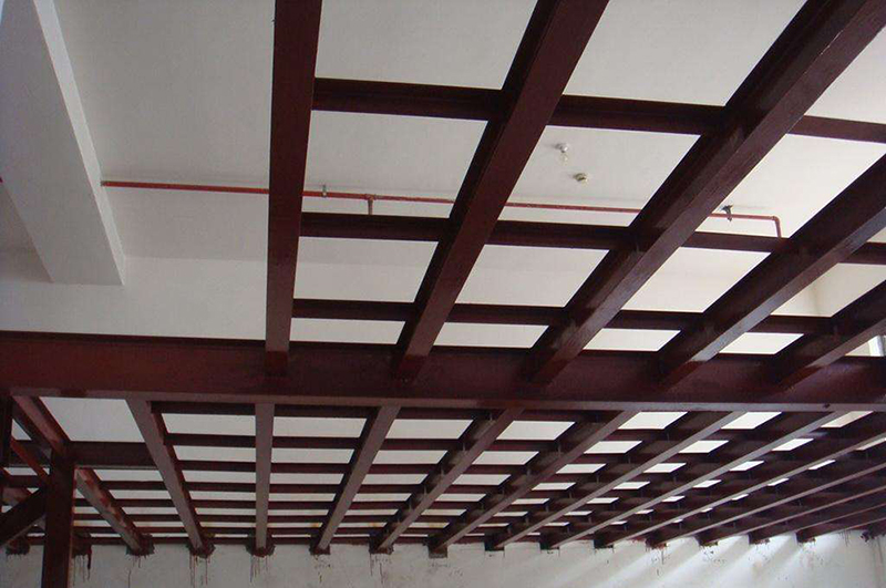 鋼結(jié)構(gòu)廠房裝修閣樓搭建多少錢(qián)一平方？